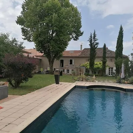 Hotel L'esprit Janade - 4 A 6 Personnes. *